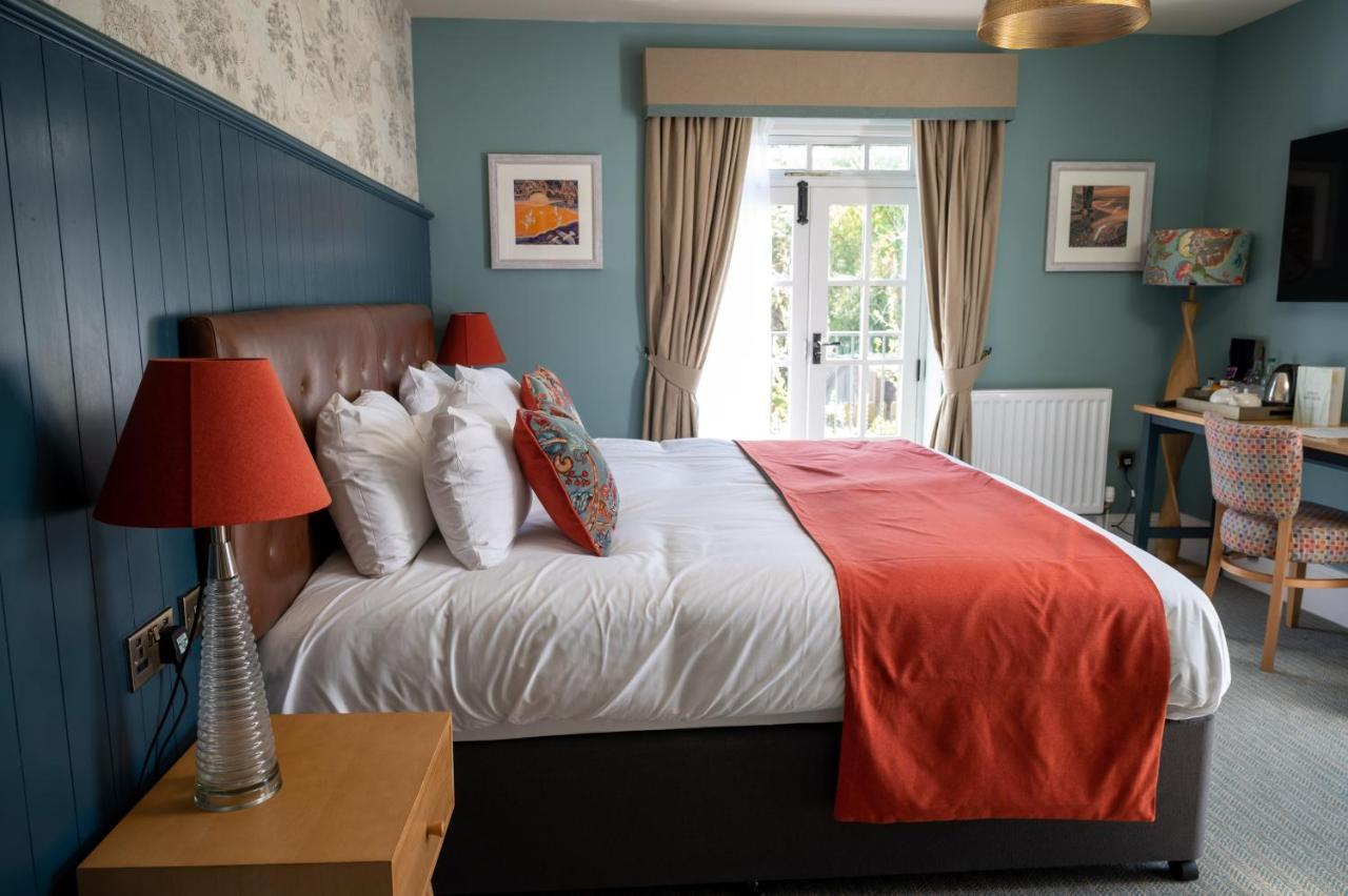 Victoria Hotel By Chef & Brewer Collection Menai Bridge Exterior foto